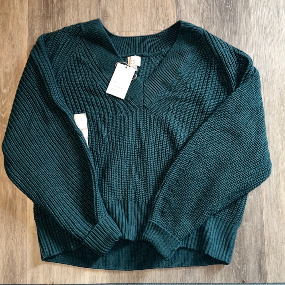Brand new sweater